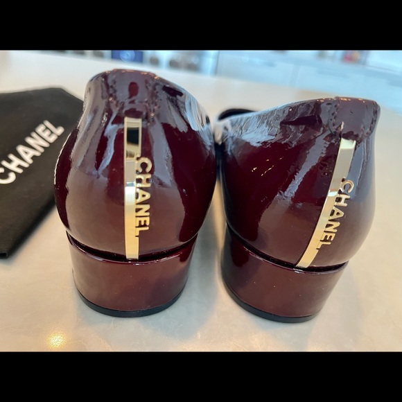 CHANEL Patent Escarpins Pumps - new!! - Picture 4 of 8